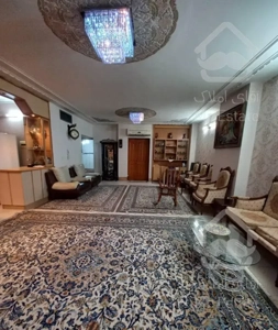 اپارتمان ۱۳۰ متری ملک شهر