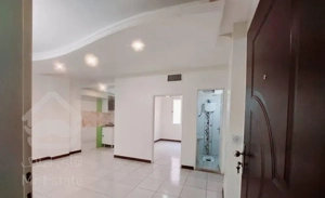 40متری/خوش نقشه/در بهترین لوکیشن