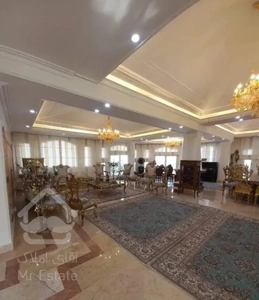 ۲۴۷متر۴خواب تکواحدی ۲۰ساله خیلی تمیز طبقه آخر