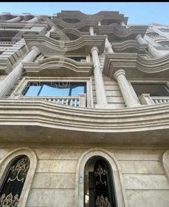 اپارتمان ۱۸۸متره ۳نبش( یاشار)