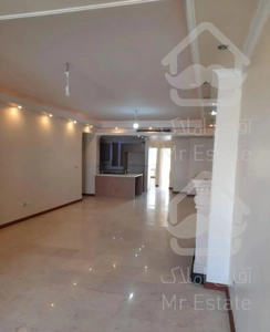 اپارتمان مسکونی/۱۲۰متر/فول/نزدیک مترو