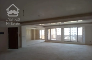 225 متر آپارتمان