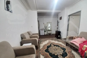 آپارتمان//۵۷//متری طبقه دوم