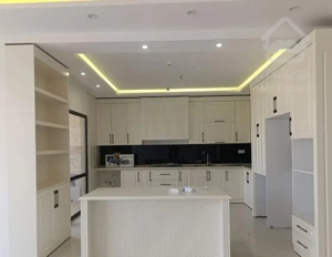 سادگی در زیبایی*نوساز جلال/ سروش*مسکن الهی/پژوهیان