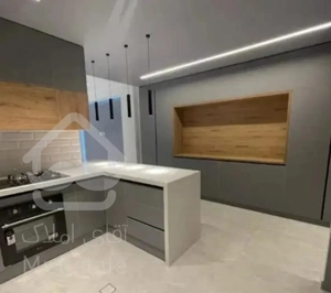۶۸متر ۲خواب / تاپ لوکیشن/ غرق نور / بالکن و انباری