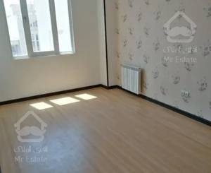 65متر/مشابه نوساز/اداری/ سرمایه گذاری/فول امکانات