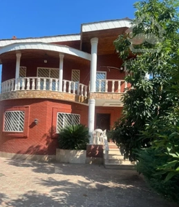 ویلا لواسان داخل شهر ۱۶۰۰متر تهاتر با تهران