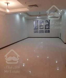 ۹۰ متر آپارتمان واقع در لویزان