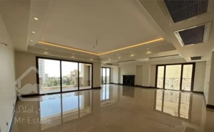 ۱۹۶متر متر نوساز ۴ پارکینگ