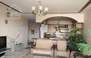 آپارتمان 106 در پاییز