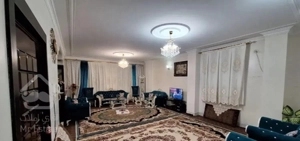 فروش آپارتمان سه طبقه تک واحدی طبقه اول ۱۲۰متری