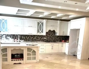 قیطریه/۱۰۰ متر کلیدنخورده/۴پارکینگ سندی/فول مشاعات