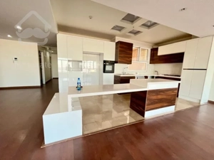 فروش اپارتمان 160 متری ولنجک