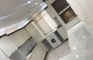 واحد ۱۰۰ متری / سند آماده / اول محتشم