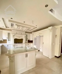 ۱۳۰ متر سه خواب تکواحدی ۵ ساله شهید عراقی پاسداران