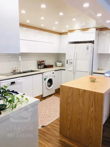 ۸۵ متر ۲ خواب فول امکانات شخصی ساز دریاچه.کوهک