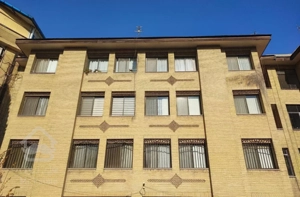 فروش ۹۵ متر ۲ خواب گاندی