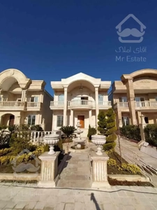 فروش ویلا دوبلکس ۳۰۰متری