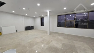 83متر شهرک غرب اداری (بهترین فرعی*جای پارک*فلت)