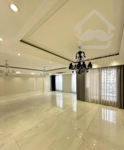 ۳۰۰ متر ۴ خواب/فوق خاص/دنج ترین لوکیشن آجودانیه