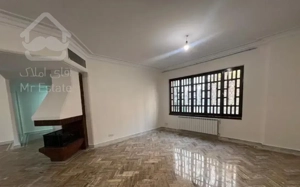 ۱۶۵ متر آپارتمان در خیابان فرشته