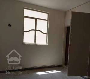 رهن آپارتمان ۷۴ متری ۱ خوابه طبقه ۳