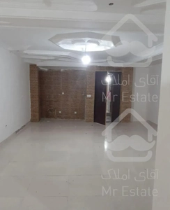 ویلایی دربست بدون پارکینگ