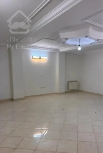 ۹۵متر انباری آسانسور بالکن رنگ و نقاشی شده شاپور