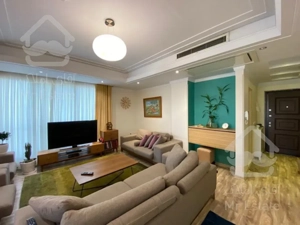 ۹۰ متر دیزاین شده در چهار باغ