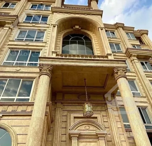 290 متر 4 خواب/تک واحد/برج باغ/گلستان شمالی