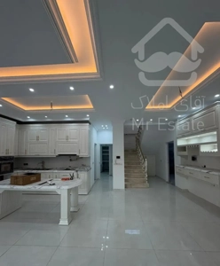 فروش ویلای دوبلکس لوکس ۳۲۰ متر بنا  نزدیک ساحل