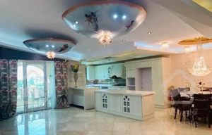 آپارتمان ۱۲۷ متری / ورودی / نوید