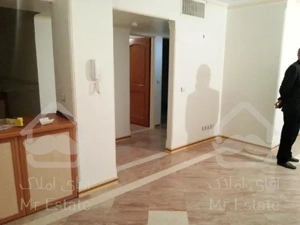 آپارتمان ۸۰ متری واقع در سعادت آباد(بالاتر از بهرود)