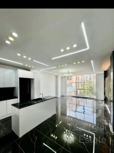 ۵۲متر ۱خواب/خیلی واحده قشنگیه/پارکینگ/سند تکبرگ