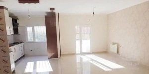 ۱۲۰ متری اویل ۹۲ خوش نقشه نورگیر مثل نوساز