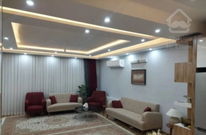 واحد ۱۰۵ متری مرکز شهر، اُکازیون