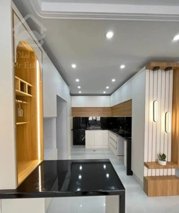 ۹۰ متری/فول دیزاین/قطب سرمایه گذاری غرب