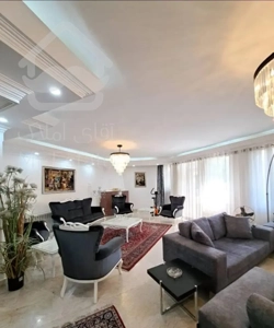 فروش آپارتمان ۱۳۰ متری جردن تاپ لوکیشن