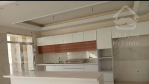 105 متر دو خ کلید نخورده عقیلی