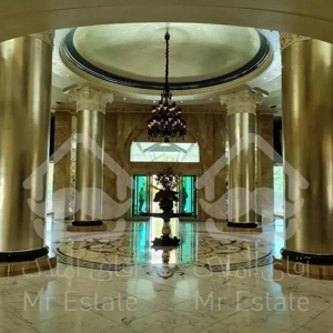 اپارتمان ۱۳۰ متری پیش خرید سه خوابه