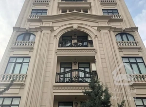 آپارتمان ۲۲۱متر ۲پارکینگ شیک وتمیز