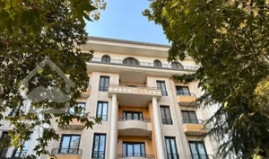 ۱۹۰ متر ۳ خواب + ۲ پارکینگ نیاوران استخر + ۳ تراس