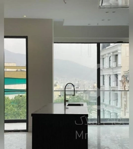 ۱۸۰ متر زندگی در قاب نور و چشم انداز با طراحی مدرن