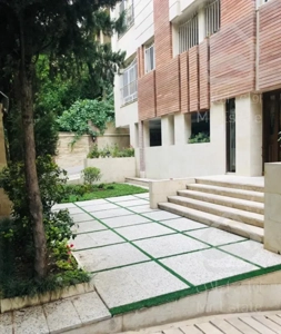 شهید عراقی 135 متر