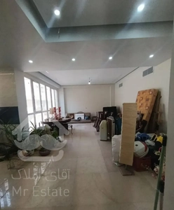 ۱۱۷ متر ۳ خواب نوساز سه نبش فروشنده واقعی
