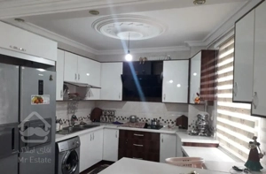 خونه ۹۸ متر همراه با پارکینگ و انباری