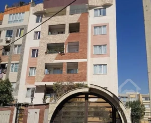 آپارتمان 108 متر دو خوابه سنددار