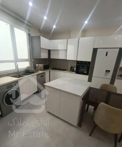 نیاوران سه راه یاسر ۱۱۸ متر تاپ لوکیشن