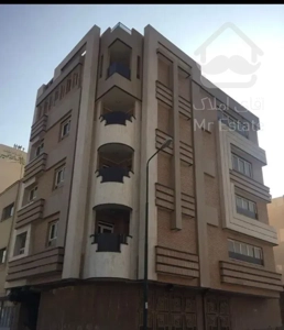 آپارتمان ۱۳۰ متر۳ خ دو نبش۳طرف نور کوی ولیعصر