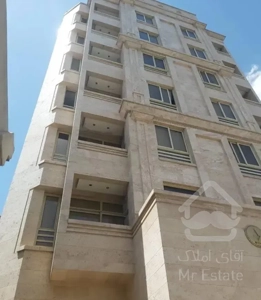 آپارتمان ۱۷۰متری با ۱۸۰متر حیاط اختصاصی